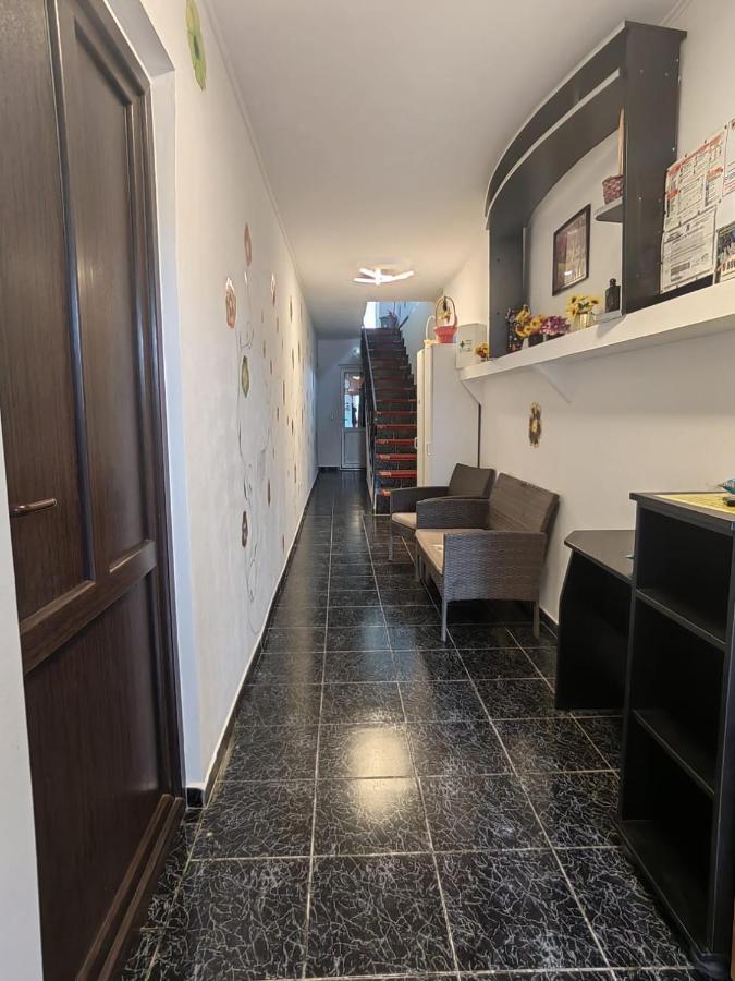 Hotel Casa Alexandru Două Mai Exteriér fotografie