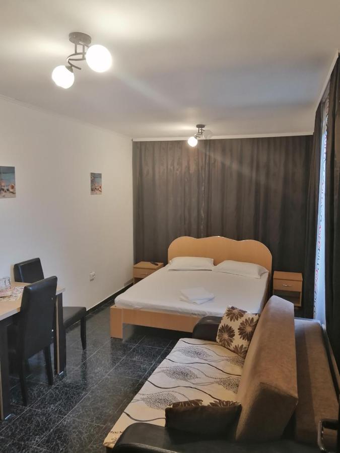 Hotel Casa Alexandru Două Mai Exteriér fotografie